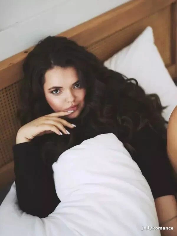 Zlata Profile image 3