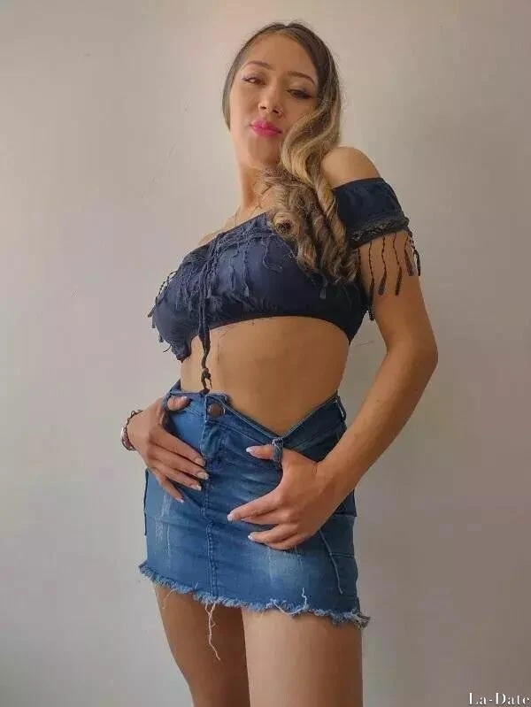 Victoria Profile image 1