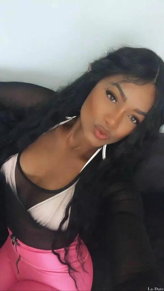 Andrea Profile image 4