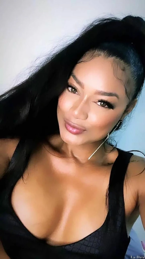 Andrea Profile image 1