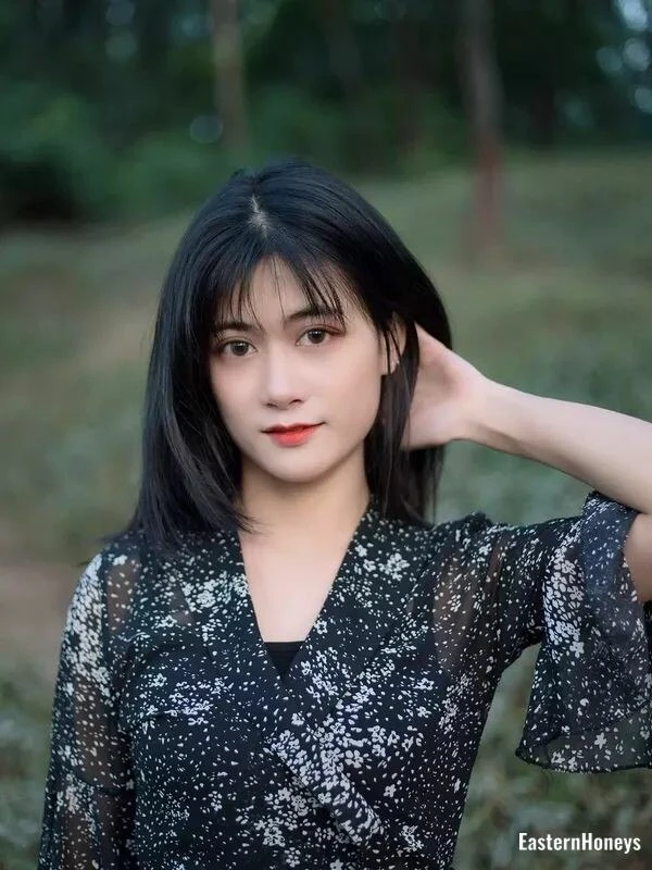 Nicole Profile image 1