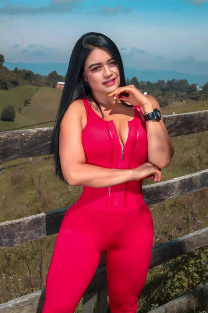 Alejandra Profile image 3