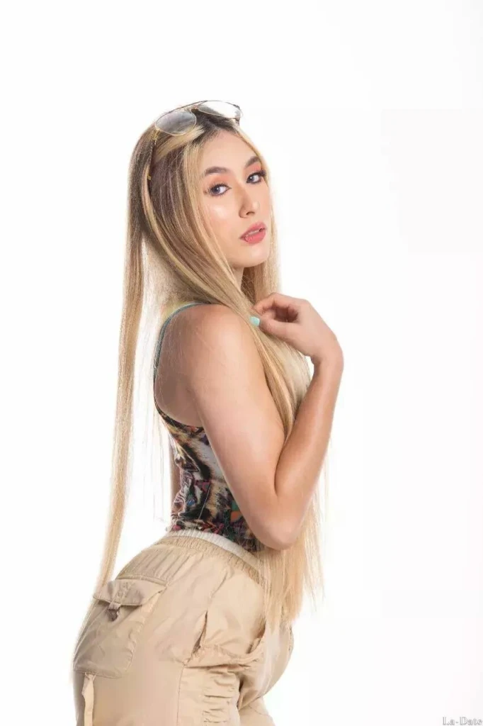 Johana Profile image 2