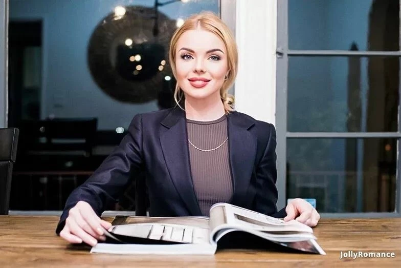 Anastasiya Profile image 4