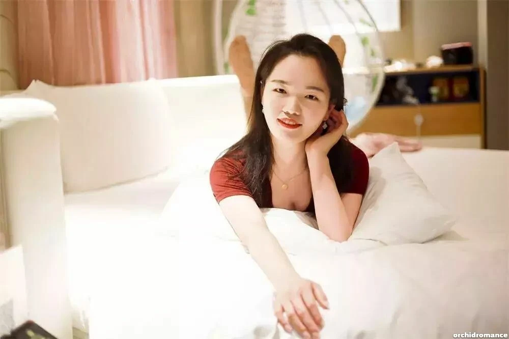 Tongling Profile image 1