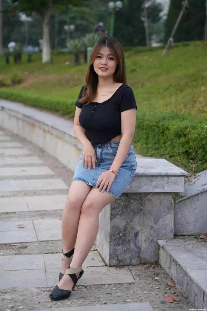 Thi Tuong Vy Profile image 2