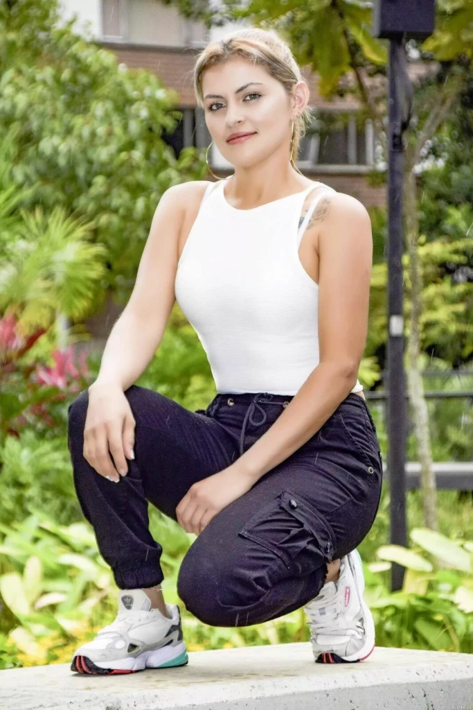 Leidy Profile image 2