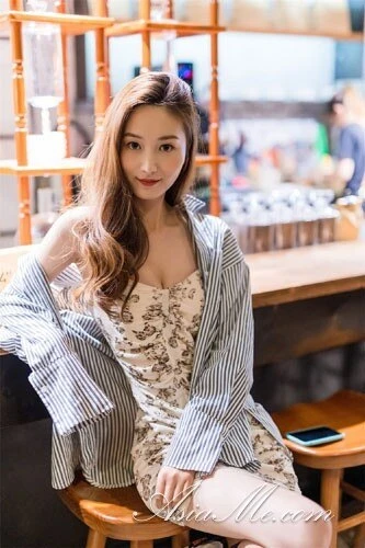 hui ling Profile image 3