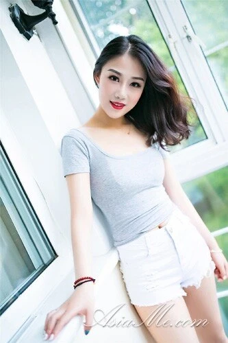 Evangeline Profile image 1