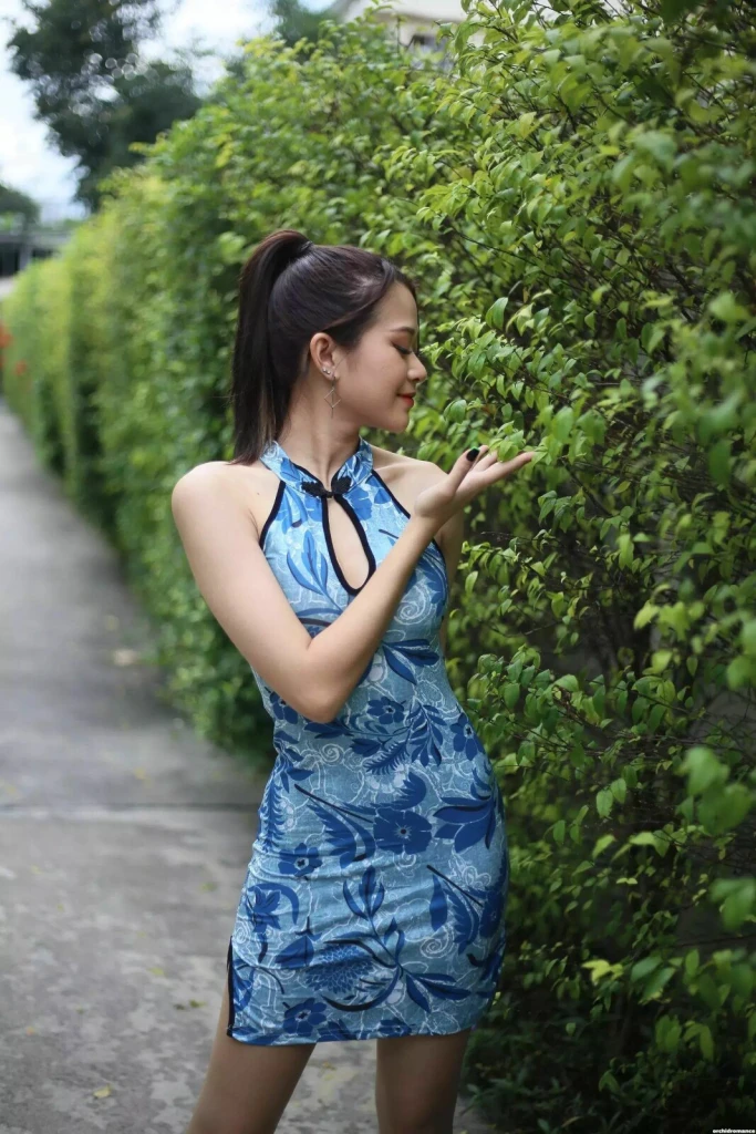 ViVian Profile image 2