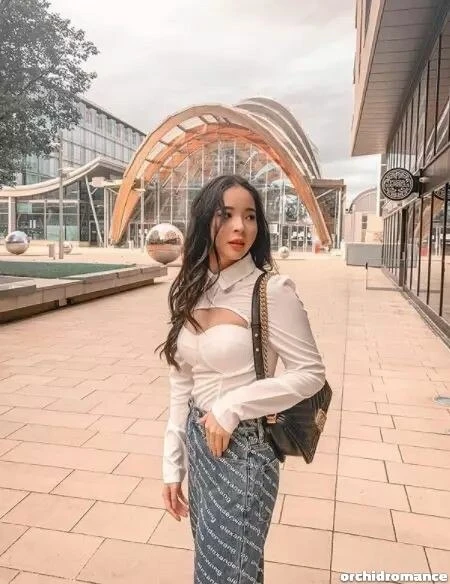 Saovalak Profile image 1