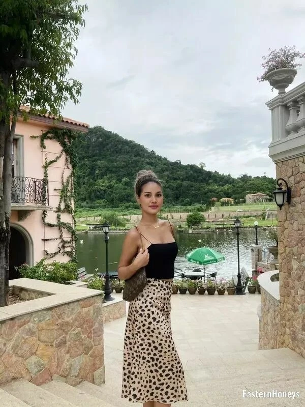 Nalinnipa Profile image 1