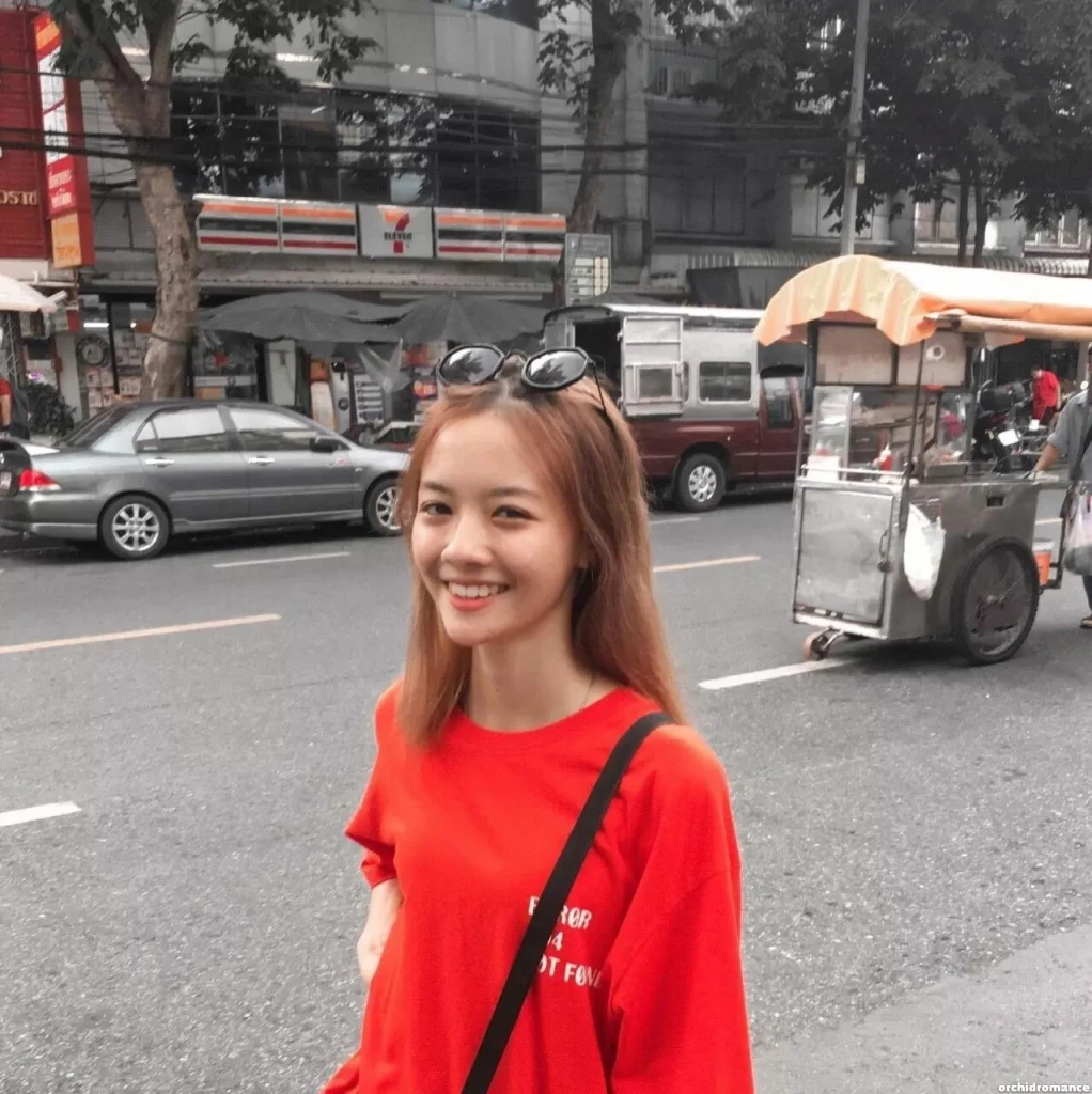 Pukkaporn Profile image 3