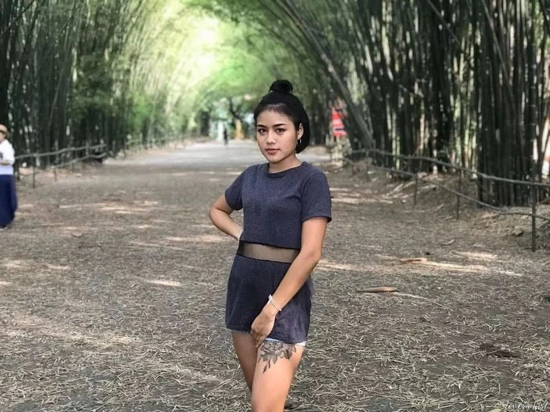 Nutwarunthorn Profile image 1