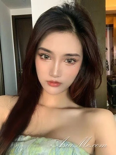 Tiya Profile image 3