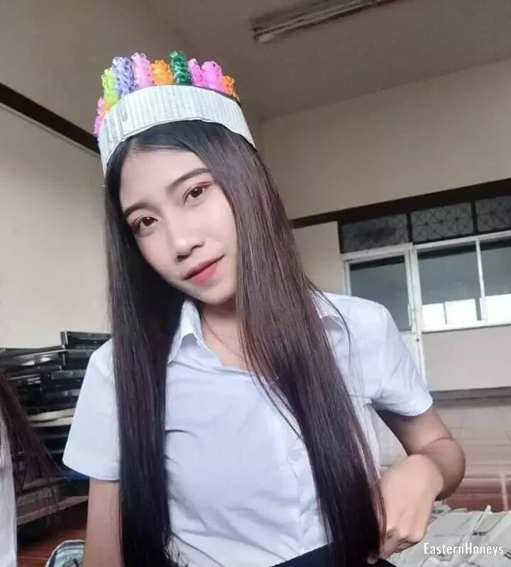 Napaporn Profile image 3