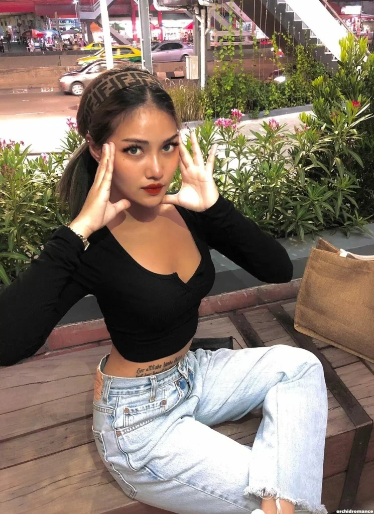 Wannee Profile image 4