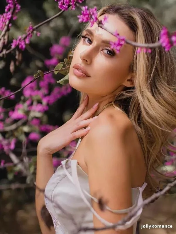 Tatiana Profile image 2