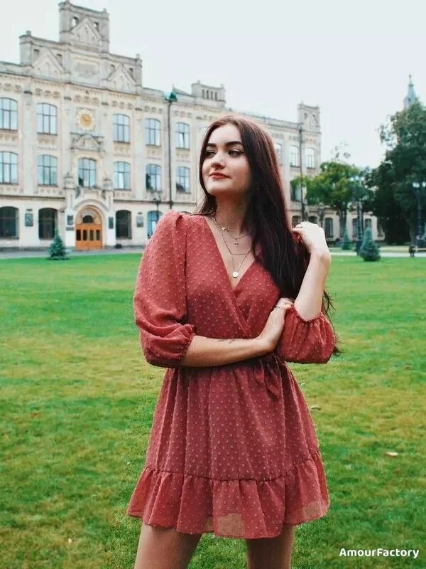 Inna Profile image 2