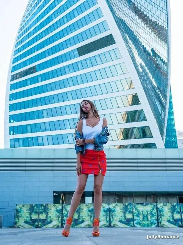 Anna Profile image 2