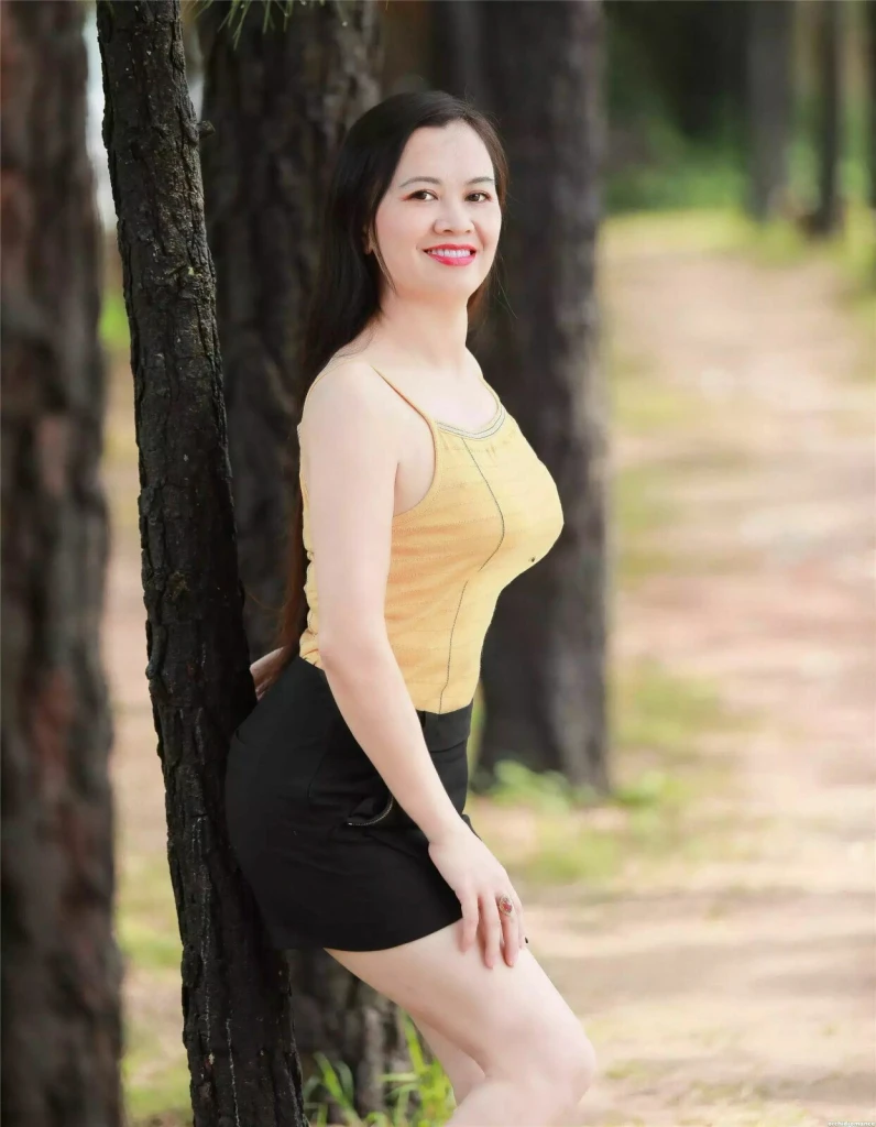 Bonnie Profile image 4