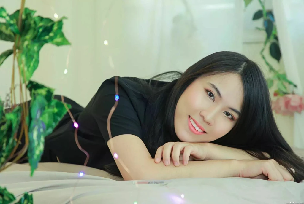 Thi Thu Trang Profile image 3