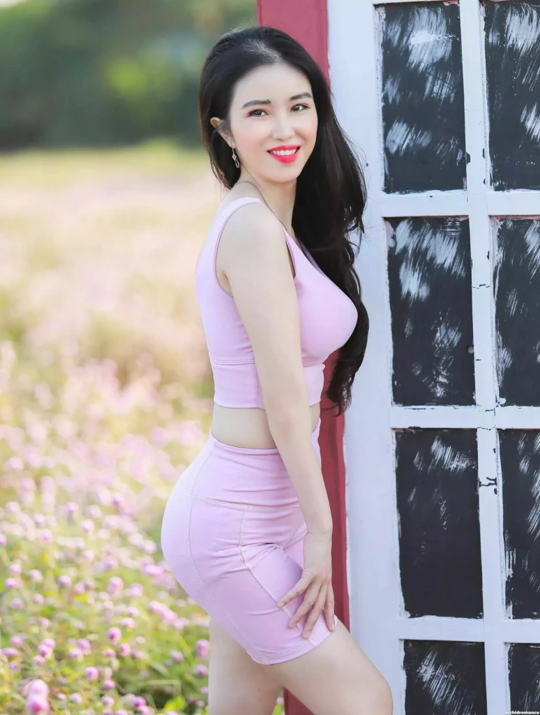 Thi Thuong Profile image 1