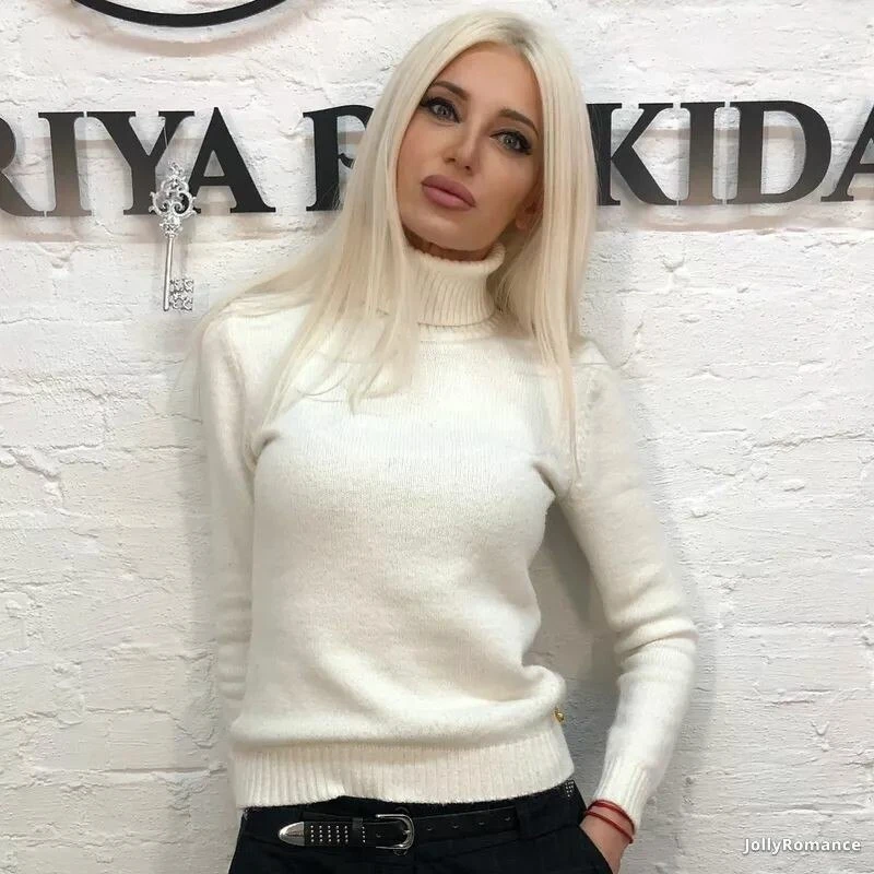 Ekaterina Profile image 4