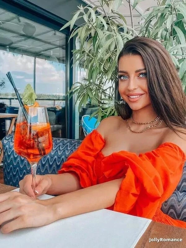 Natalia Profile image 1