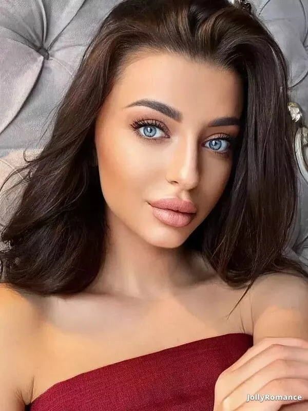 Natalia Profile image 3