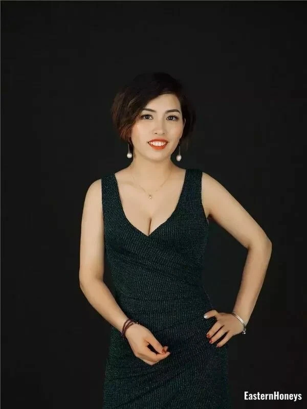 Diana Profile image 2