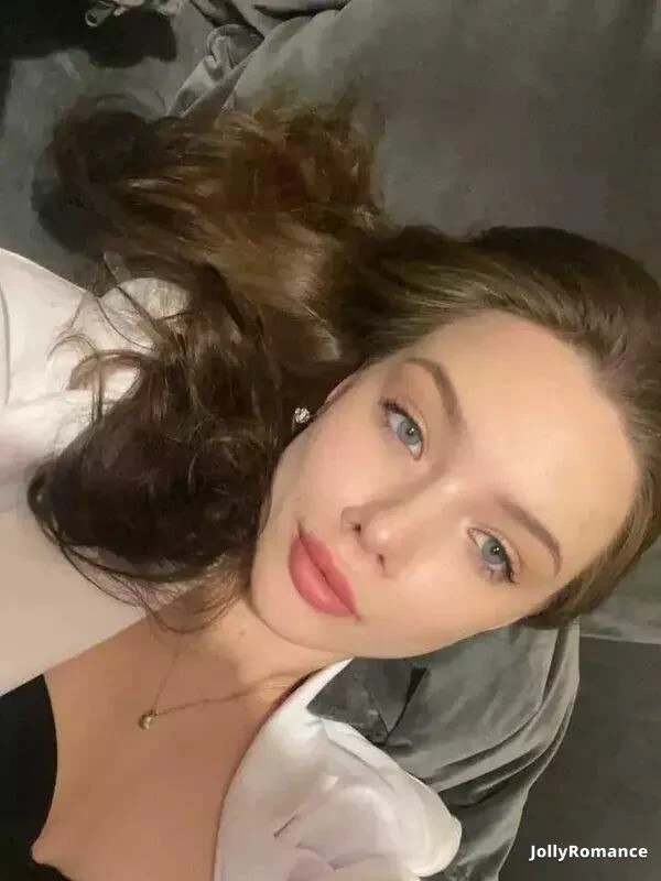 Olga Profile image 2