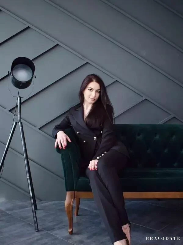 Kateryna Profile image 4