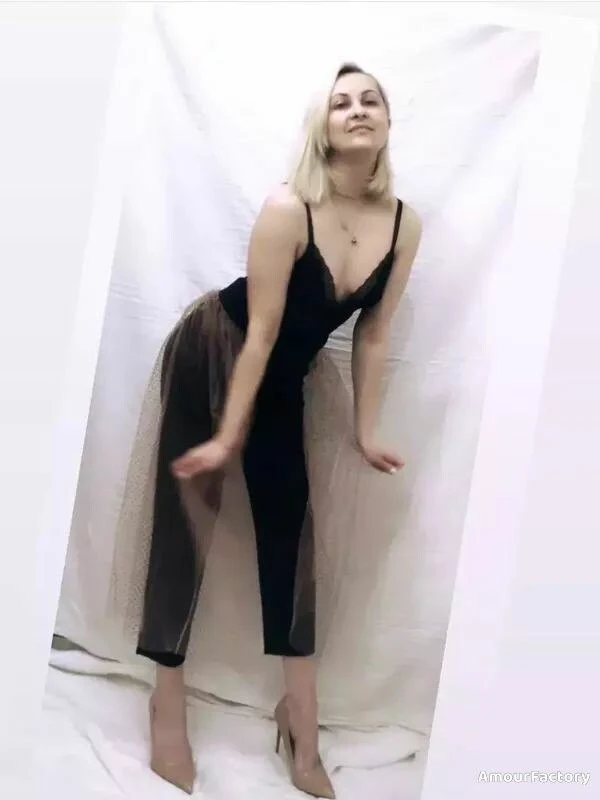 Vera Profile image 2