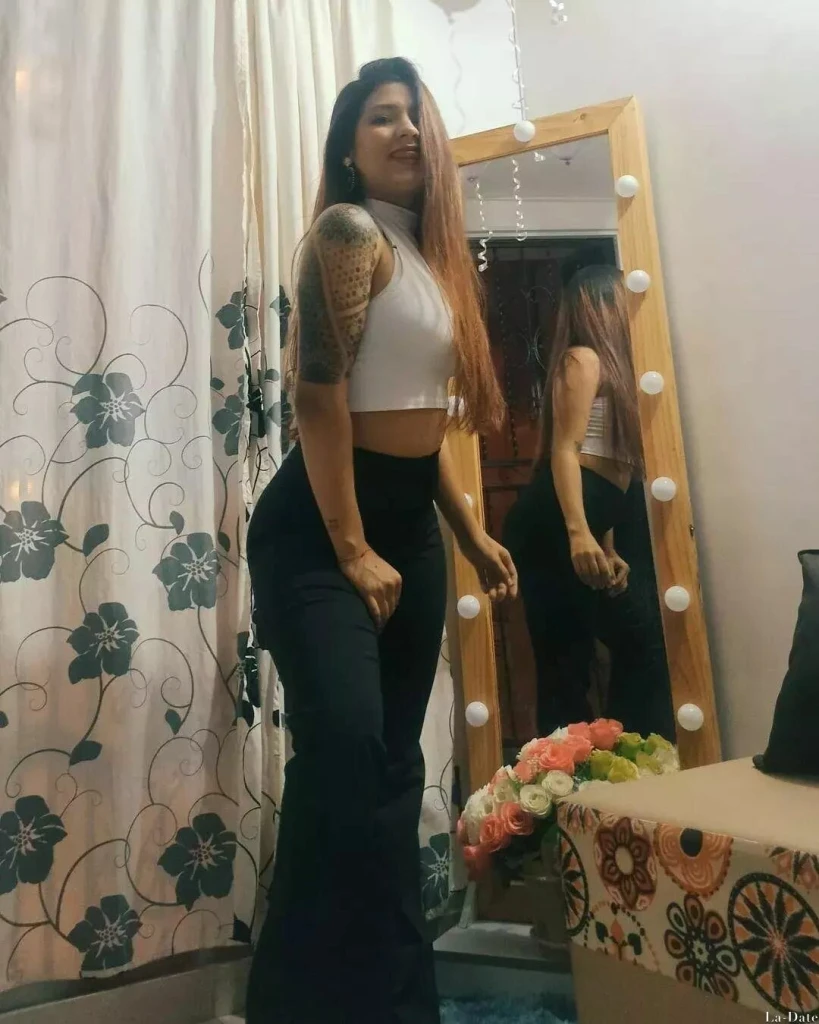 Shirley Profile image 4