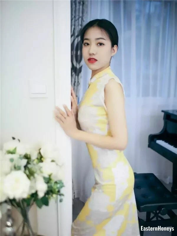 Hellen Liu Profile image 1