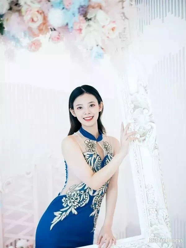 Zhenzhen Tan Profile image 3