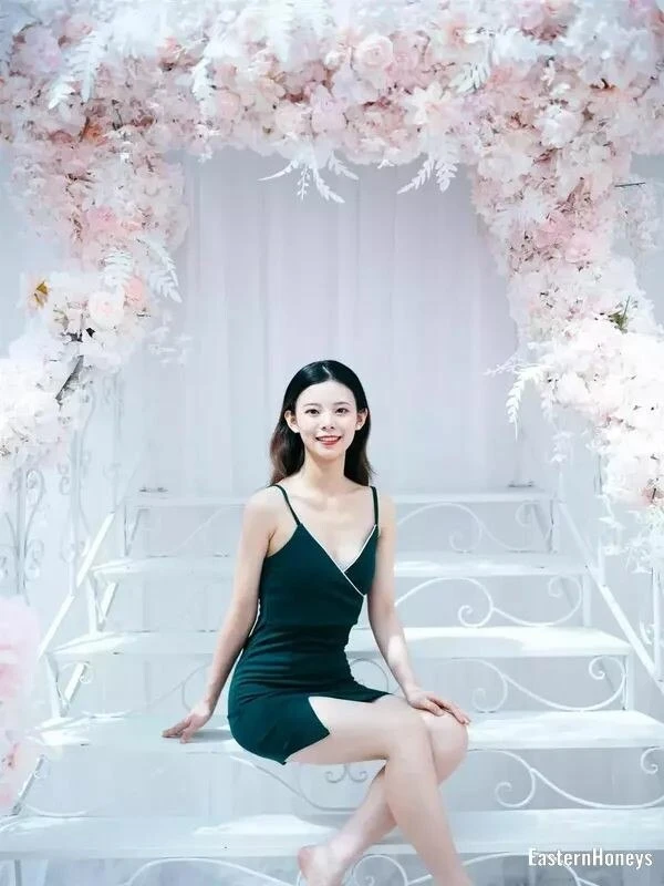 Zhenzhen Tan Profile image 2