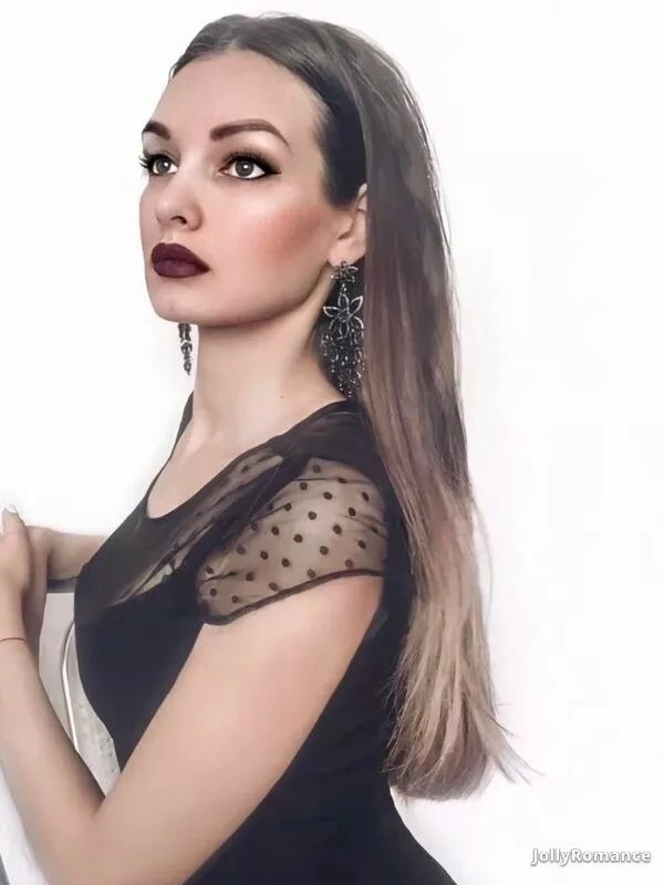 Kristina Profile image 4