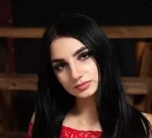 Ellina Profile image 3