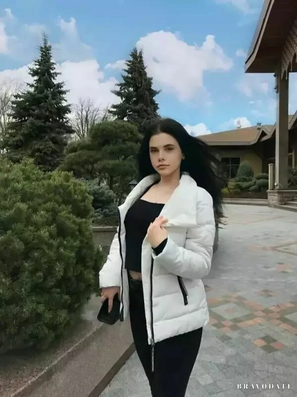 Olga Profile image 4